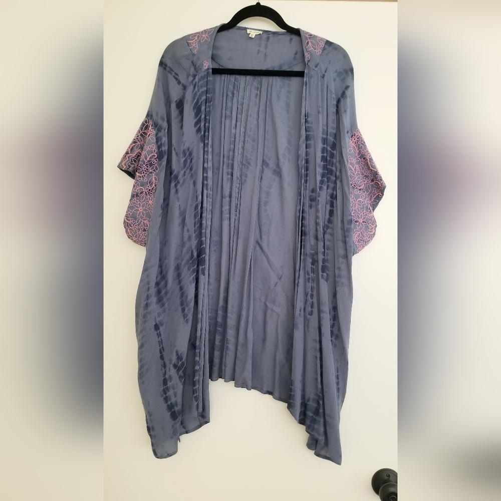 EN CREME Blue Tie Dye Embroidered Beaded Kimono - O/S